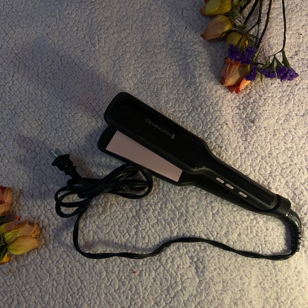 Remington Black Hair Straightener